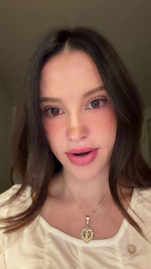 Video post by @lyssielooloo on TikTok