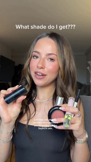 Video post by @anyaweitz on TikTok