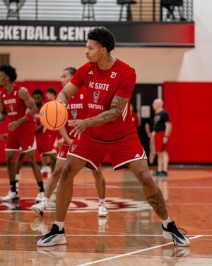 Image post by @PackMensBball on Twitter