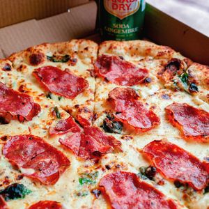 Image post by @blondies_pizza on Instagram