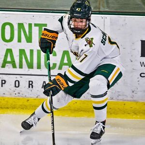Image post by @uvmwhockey on Instagram