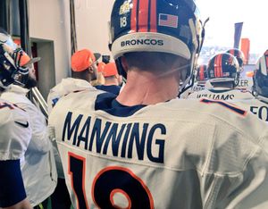 Image post by @Broncos on Twitter