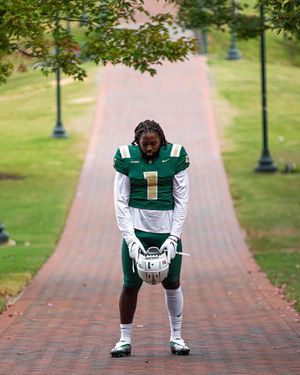 Image post by @charlottefootball on Instagram