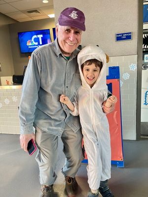 Image post by @GoYardGoats on Twitter