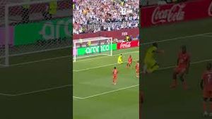Video post by @FOX Soccer on YouTube