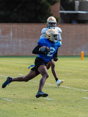 Image post by @uclafootball on Instagram