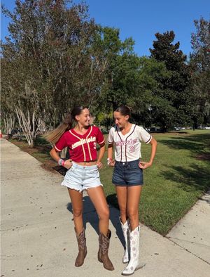Image post by @twinsoncourt on Instagram