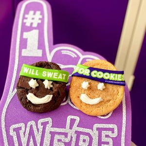 Image post by @insomniacookies on Instagram