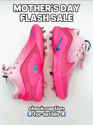 Image post by @customcleats on Instagram
