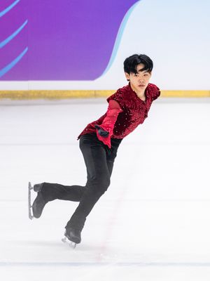 Image post by @isufigureskating on Instagram