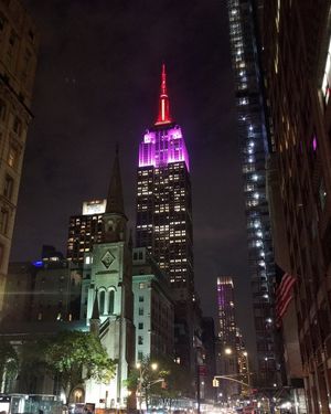 Image post by @empirestatebldg on Instagram