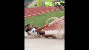 Video post by @usatf on YouTube