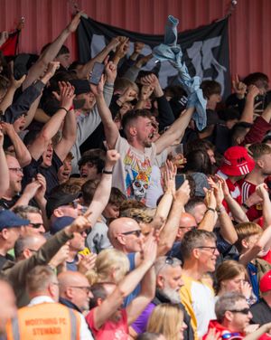 Image post by @worthingfc on Instagram