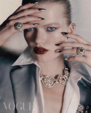 Image post by @voguetaiwan on Instagram