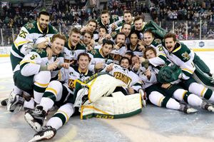 Image post by @UVMmhockey on Twitter