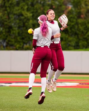 Image post by @colgatesoftball on Instagram