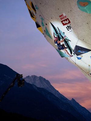Image post by @suprclimbing on Instagram