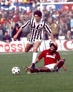 Image post by @retro_calcio on Instagram