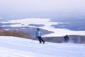 Image post by @mountsunapeeresort on Facebook