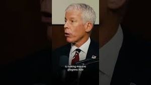 Video post by @tonyrobbinslive on YouTube