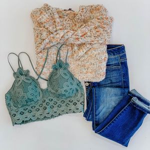 Image post by @shopfillyflair on Instagram