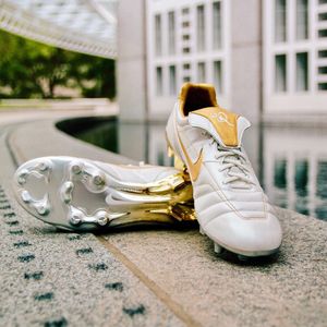 Image post by @soccerdotcom on Instagram
