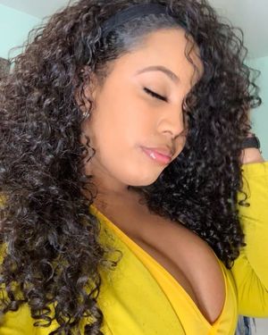 Image post by @iamleahluxe on Instagram