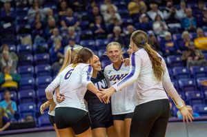 Image post by @univolleyball on Instagram