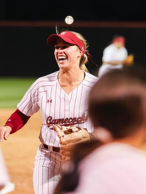 Image post by @gamecocksoftball on Instagram