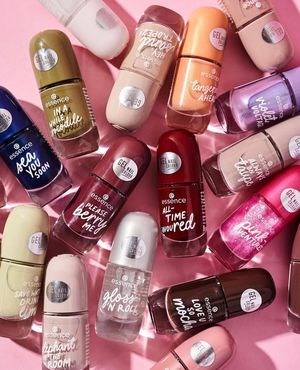 Image post by @rivierbeauty on Facebook