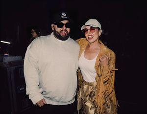 Image post by @thalia on Instagram