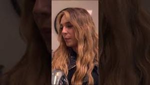 Video post by @telemundo on YouTube