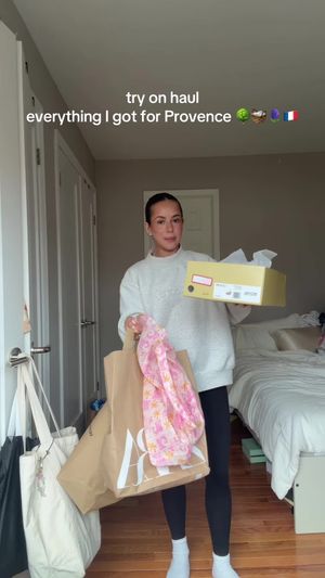Video post by @anyaweitz on TikTok