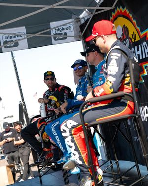 Image post by @phoenixraceway on Instagram