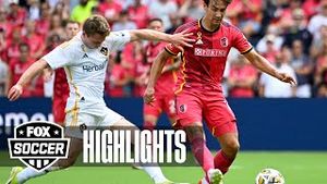 Video post by @FOX Soccer on YouTube