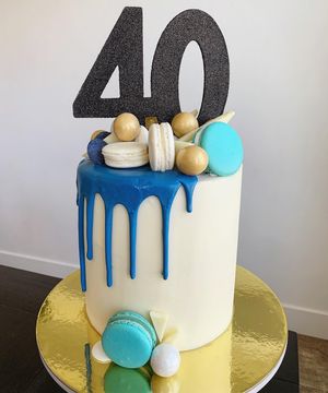 Image post by @theblondewhobakes on Instagram