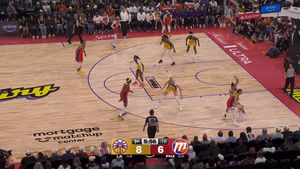 Video post by @WNBA on Twitter