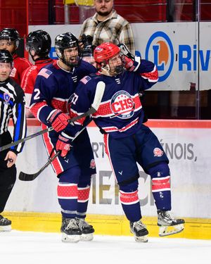 Image post by @collegehkysouth on Instagram