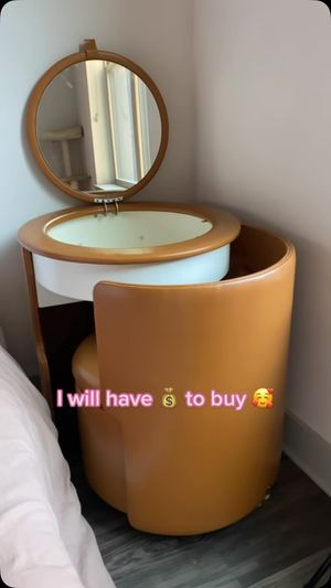 Image post by @amyjovel on Instagram