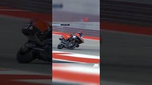 Video post by @motoamerica on YouTube