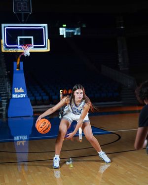 Image post by @gabrielajaquezz on Instagram