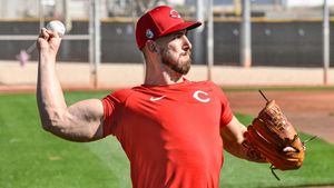 Image post by @Reds on Twitter