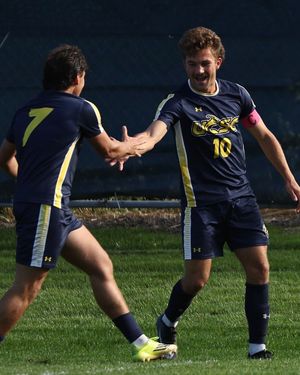 Image post by @UCSCAthletics on Twitter/X
