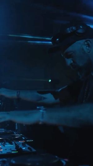 Video post by @billfold on Instagram