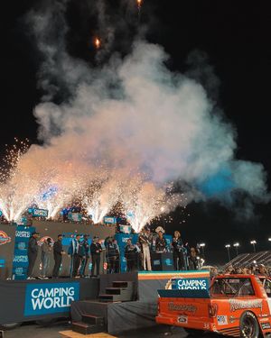 Image post by @phoenixraceway on Instagram