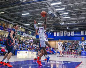 Image post by @au_mbasketball on Instagram