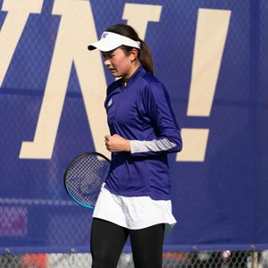 Image post by @uw_wtennis on Instagram