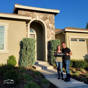 Image post by @amandanewloverealtor on Facebook