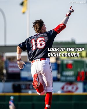 Image post by @rocredwings on Instagram