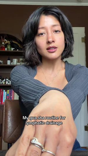 Video post by @sidandlisten on TikTok